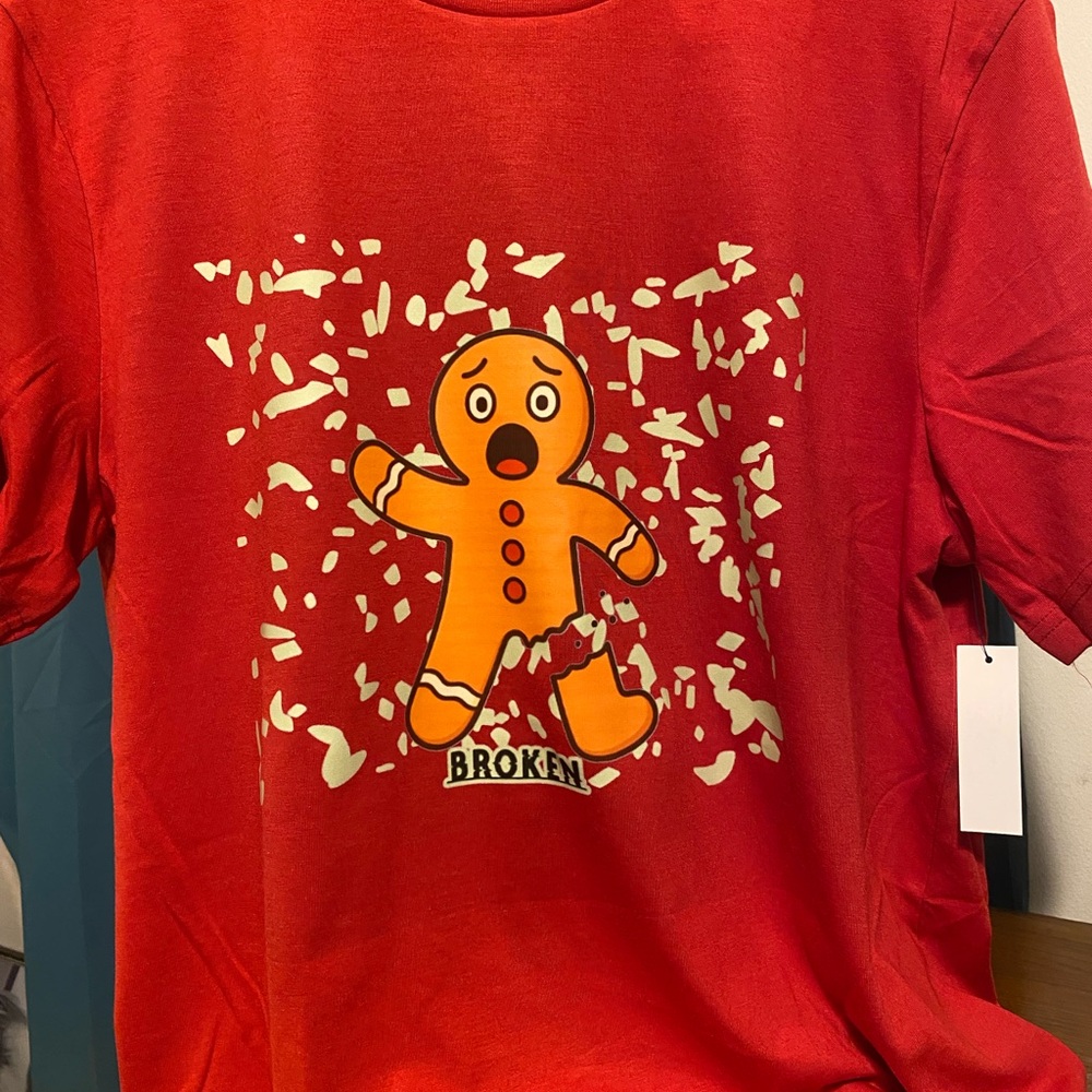 BROKEN-GINGERBREAD tee
